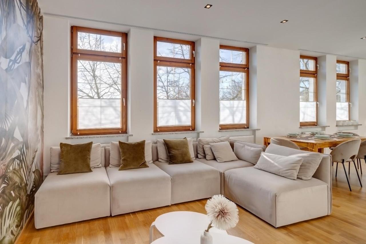 Kaza Guesthouse, Centrally Located 2 & 3 Bedroom Apartments In Augsburg Exterior foto